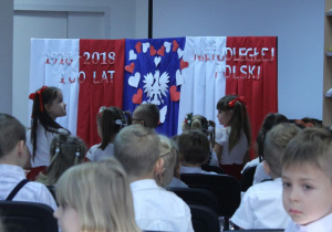 Świętujemy razen Dzień Niepodległości w Miejskiej Bibliotece Publicznej