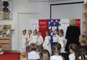 Świętujemy razen Dzień Niepodległości w Miejskiej Bibliotece Publicznej