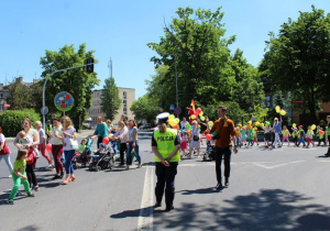Barwny korowód 9