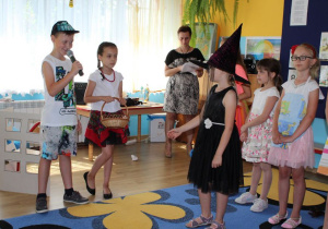 Jaś i Małgosia - spektakl uczniów PSP1/ 6