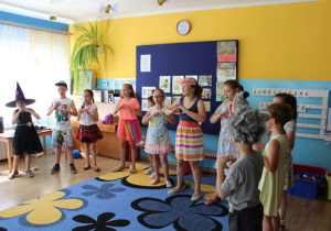 Jaś i Małgosia - spektakl uczniów PSP1/10