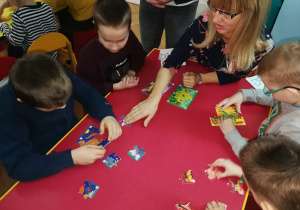 1 konkurencja: układanie puzzli