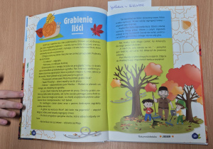 Spotkanie w MBP - książka z opowiadaniem "Grabienie liści"