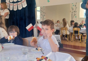 Dzień Flagi w Publicznym Przedszkolu Nr 5 w Radomsku