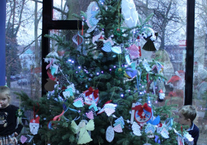 Drzewko Bożonarodzeniowe innego przedszkola