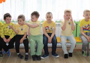 Na tropie zapylaczy - na zdjęciu wszyscy chłopcy