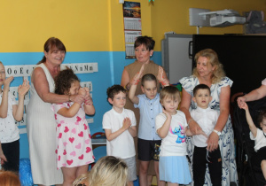Występ artystyczny przedszkolaków 5
