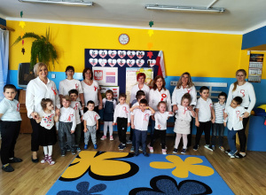 Wspólne śpiewanie Hymnu Państwowego