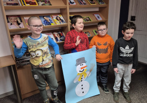 Lutowe spotkanie w bibliotece - na zdjęciu Krzysiu, Adaś, Kuba i Yaroslav