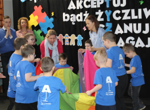Uroczyste obchody Światowego Dnia Świadomości Autyzmu w Specjalnym Ośrodku Szkolno - Wychowawczym w Radomsku