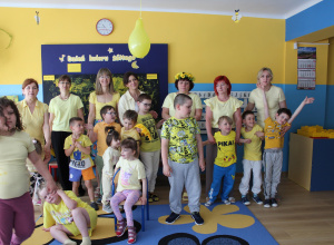 Kolor żółty - udział w Ogólnopolskim Projekcie Edukacyjnym "Sensoryczna Tęcza"